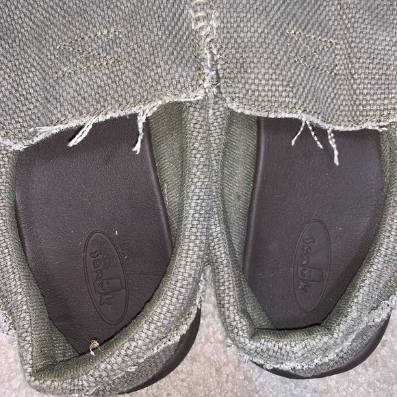 Sanuk Chiba Slip-On Shoes - Picture 4 of 6